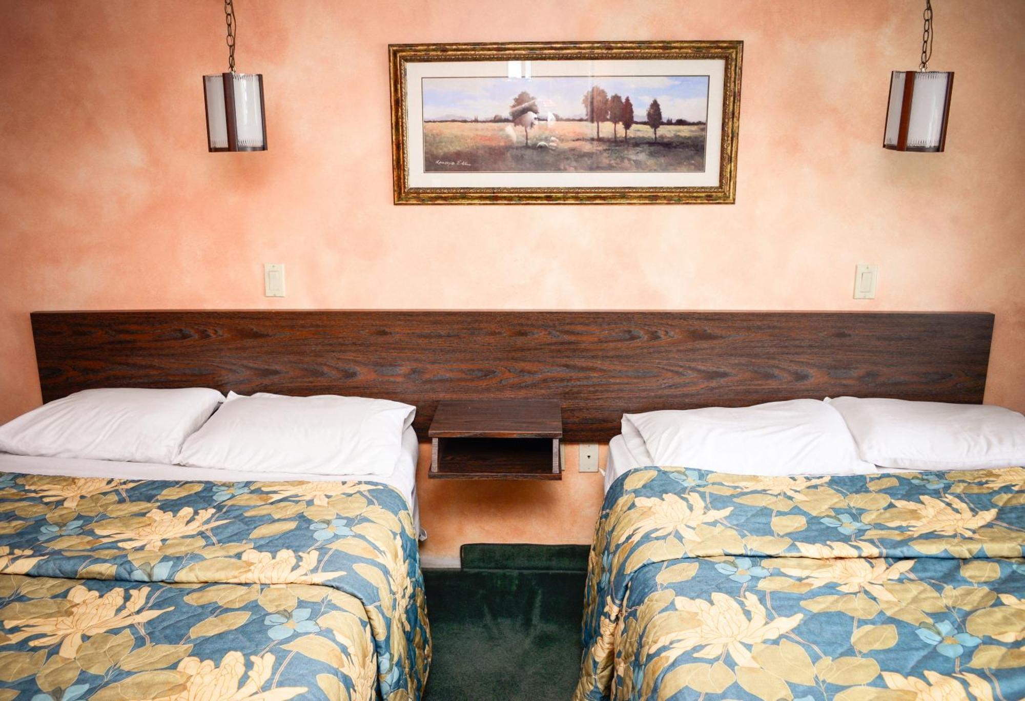 O'Sullivan'S Motel Lake George Ruang foto
