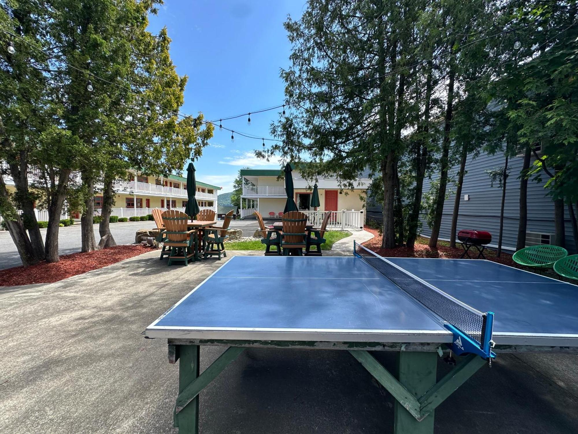 O'Sullivan'S Motel Lake George Bagian luar foto