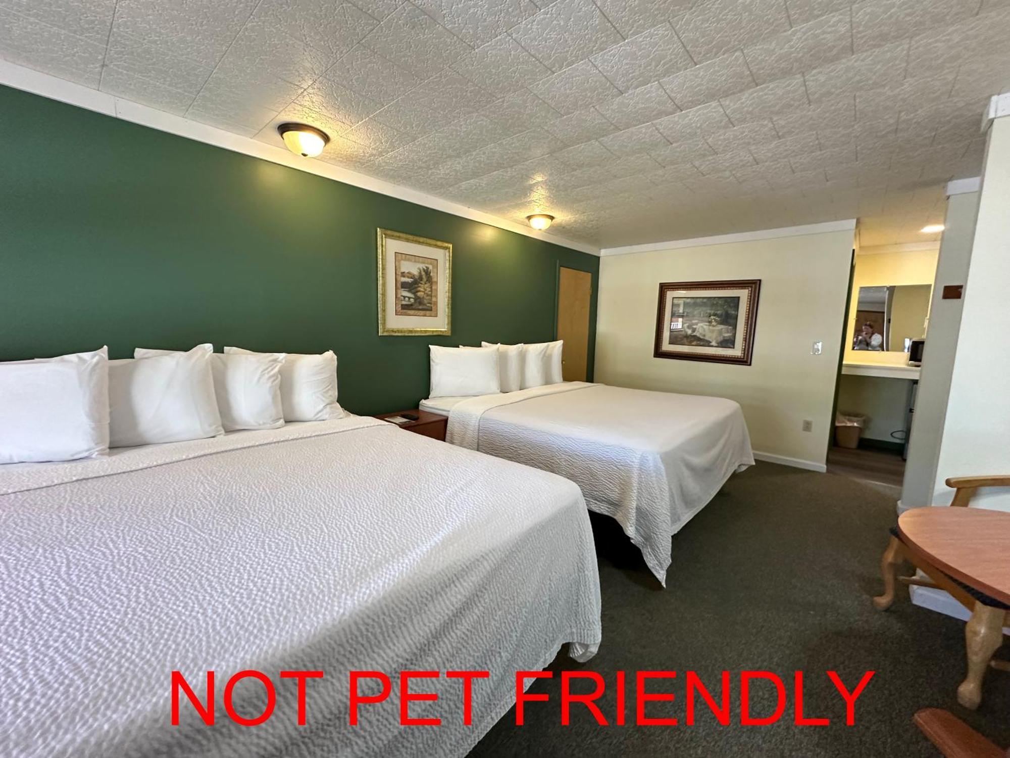 O'Sullivan'S Motel Lake George Bagian luar foto