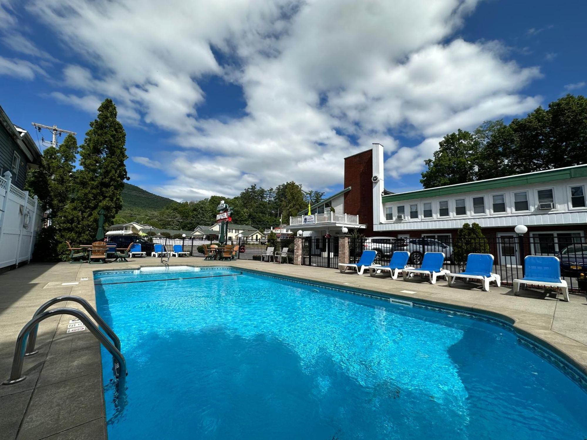 O'Sullivan'S Motel Lake George Bagian luar foto