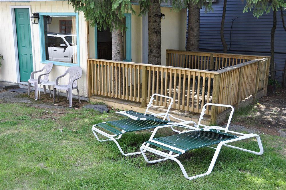 O'Sullivan'S Motel Lake George Bagian luar foto