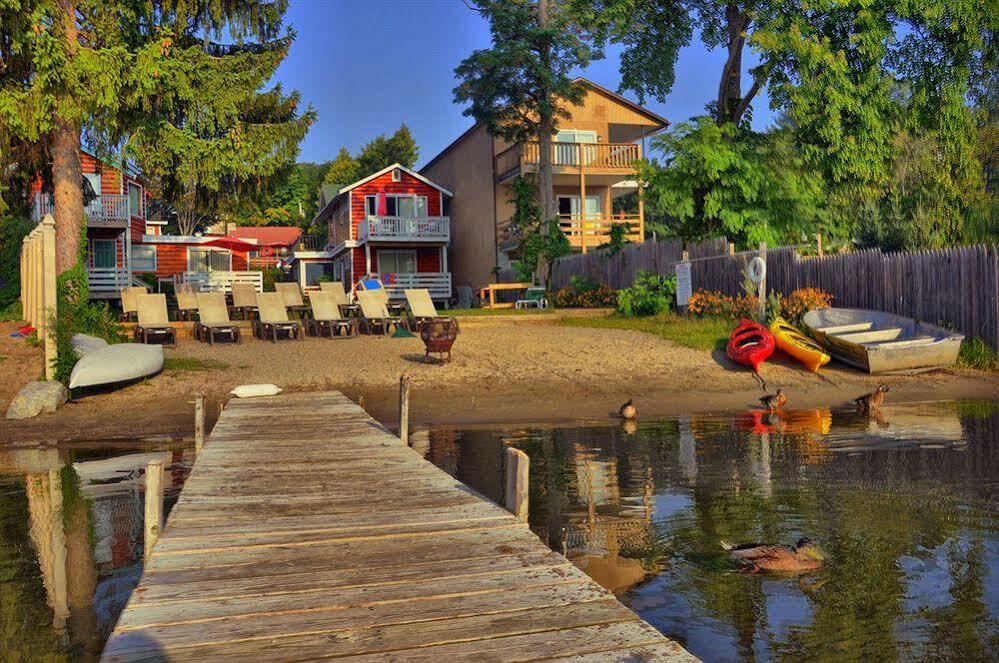 O'Sullivan'S Motel Lake George Bagian luar foto